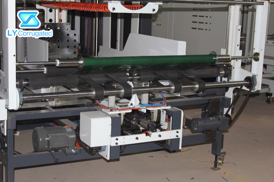 Macchina d'imballaggio del contenitore di cartone di Deplux, 148m/Min Flute Laminator Machine